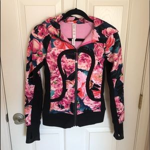 Lululemon Scuba Hoodie - Size 2